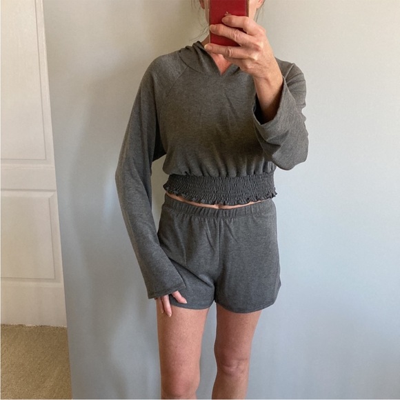 2 Piece Grey Hooded Top & Short Set - Picture 2 of 9
